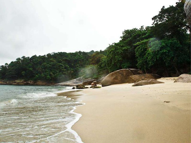 Praias escondidas - Sangava